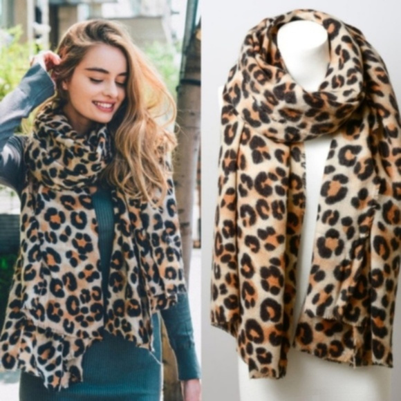 Accessories - Animal Print Scarf.
